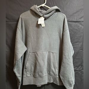 American Eagle Relaxed Fit Charcoal Sz L